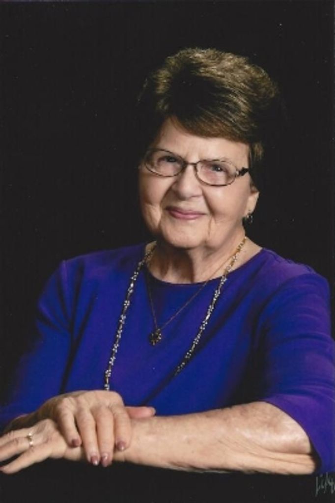 Nadene Elaine Troyer Profile Photo