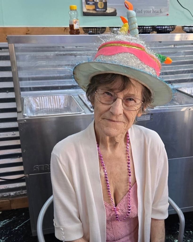 Marie Grove Profile Photo