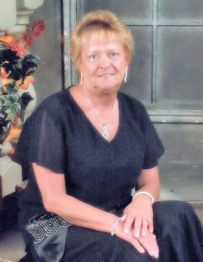 Sandra "Gail" (Moser)  Raynor