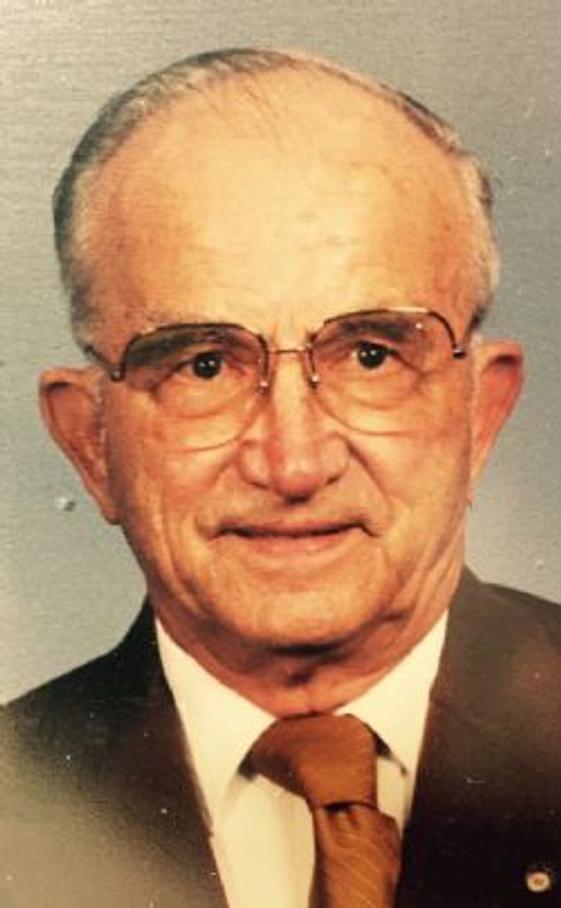 Bennett  Graydon Campbell