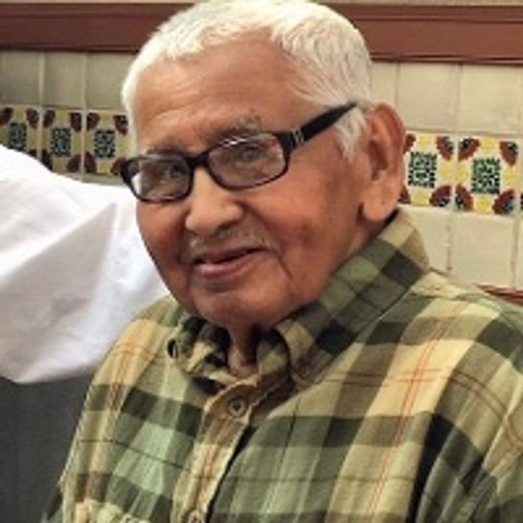 Antonio R Rivera