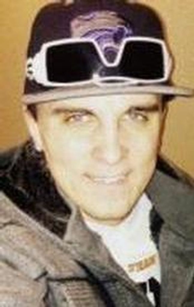 Dustin W. "Bubba" Buess