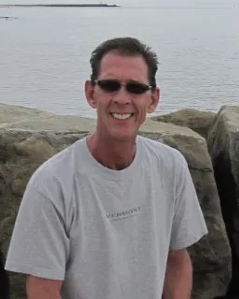 Brian Thomas Deveau Profile Photo