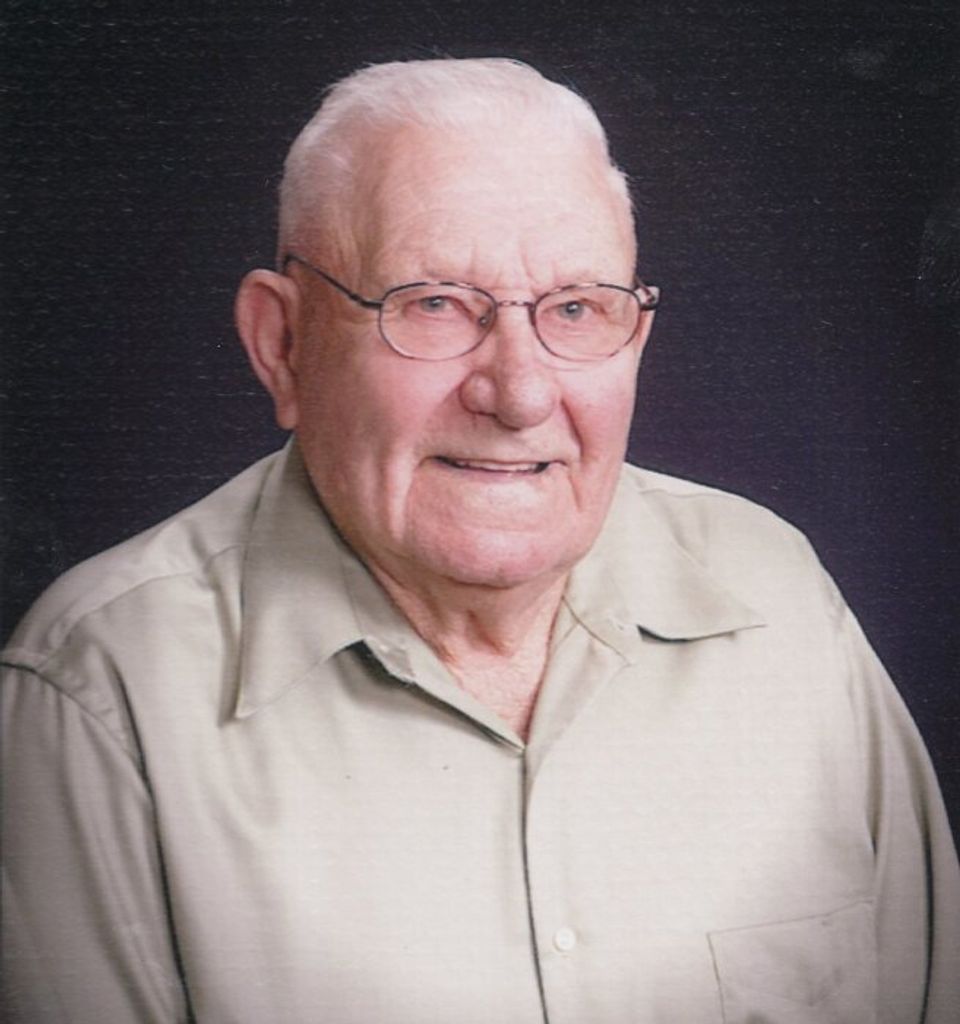 Stanley Luverne Stadheim