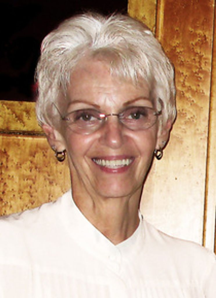 Marjorie "Sue" (Halter)  Pellegrene