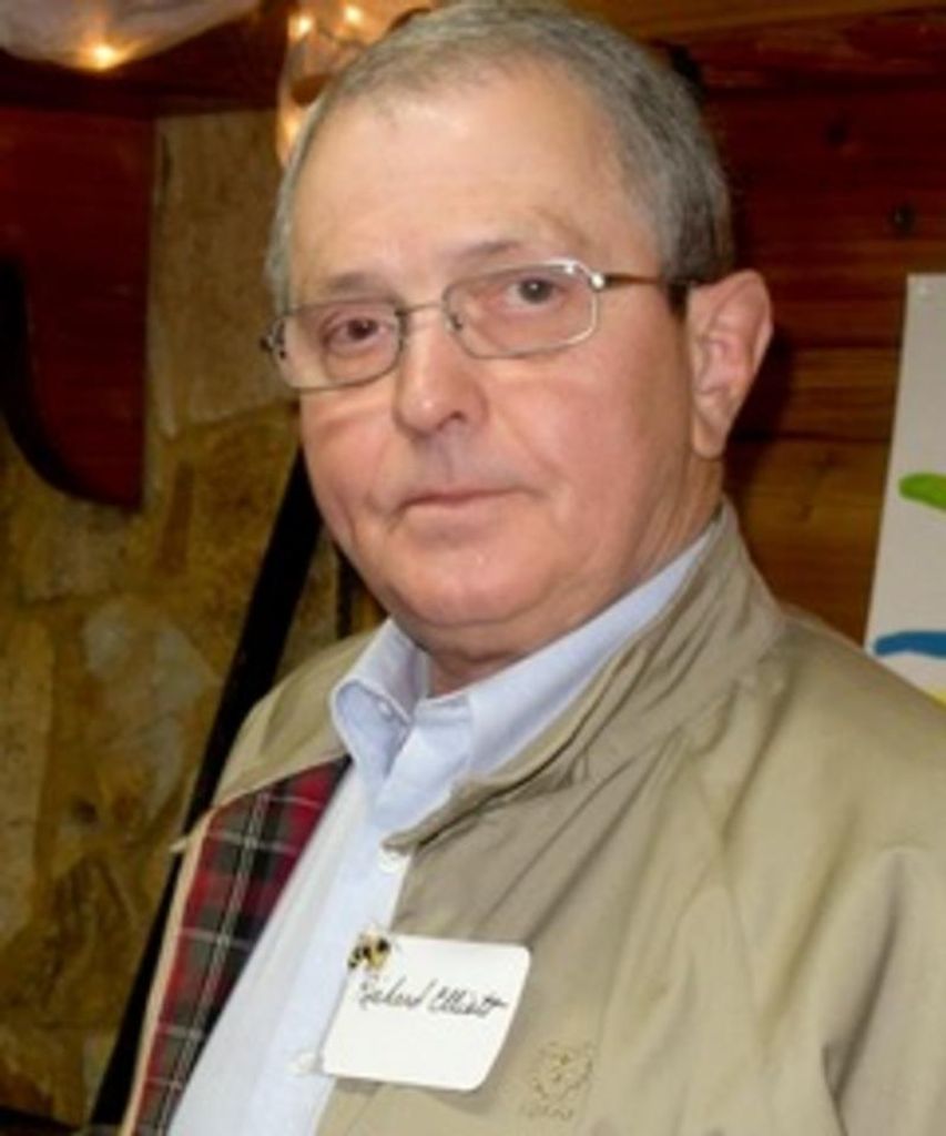 Richard Elliott Profile Photo