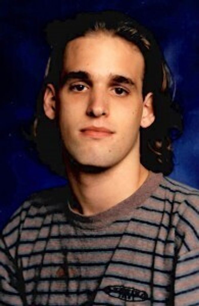 Nicholas Robert Helzer Profile Photo
