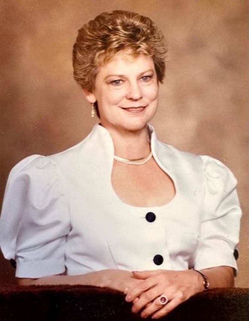 Helene Tremmel Profile Photo