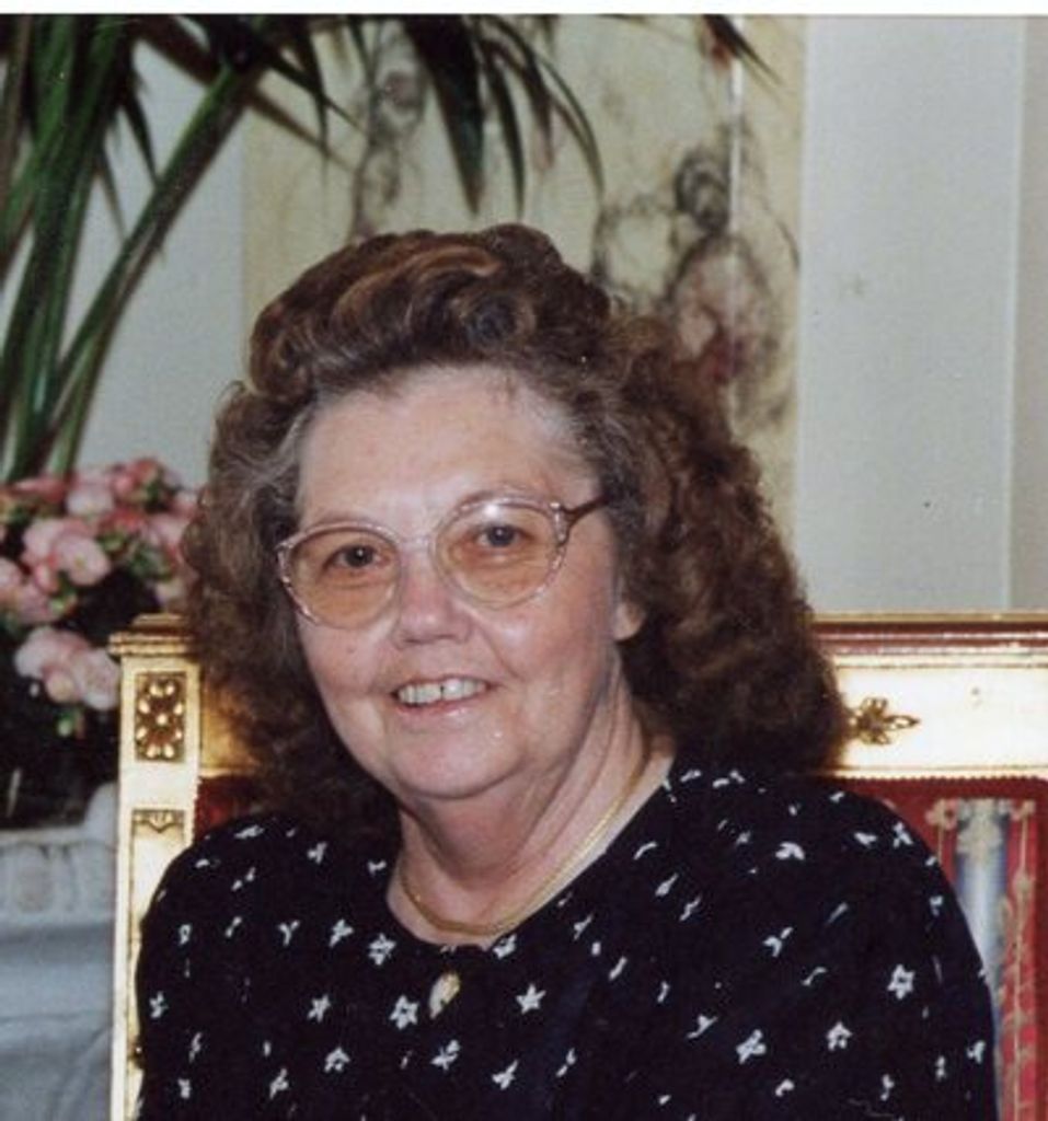Carleen Calhoun Webb Profile Photo