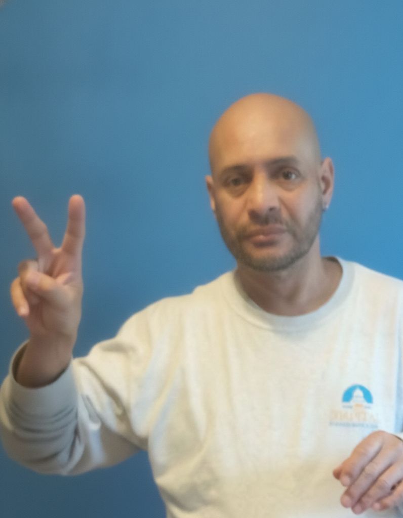 Rolando Torres Profile Photo