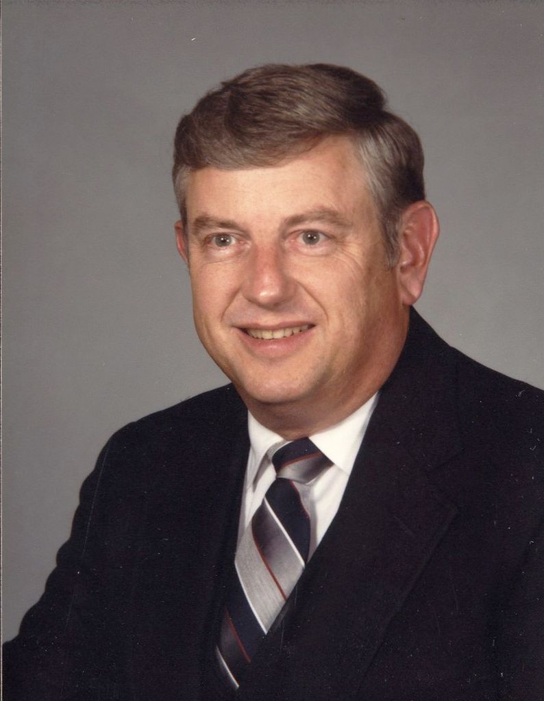 Rev. Roy Gerald Hoenecke Profile Photo