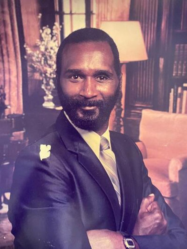 Leroy "Dug-Out" Edwards Profile Photo