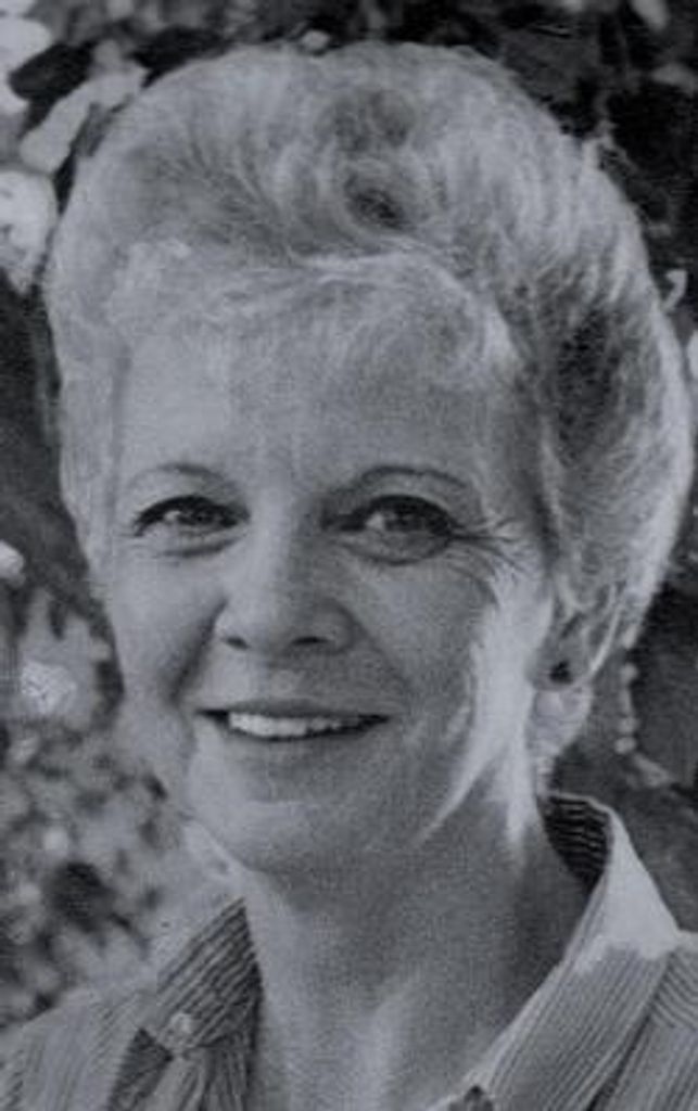 Charlsie "Maxine" Long