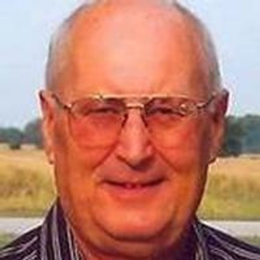 Wayne Barnett-Daniels