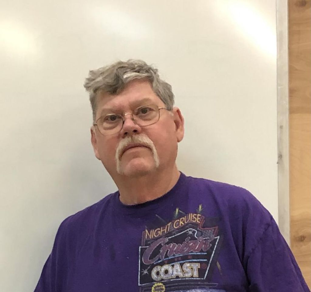 Robert Vernon Scroggins Profile Photo