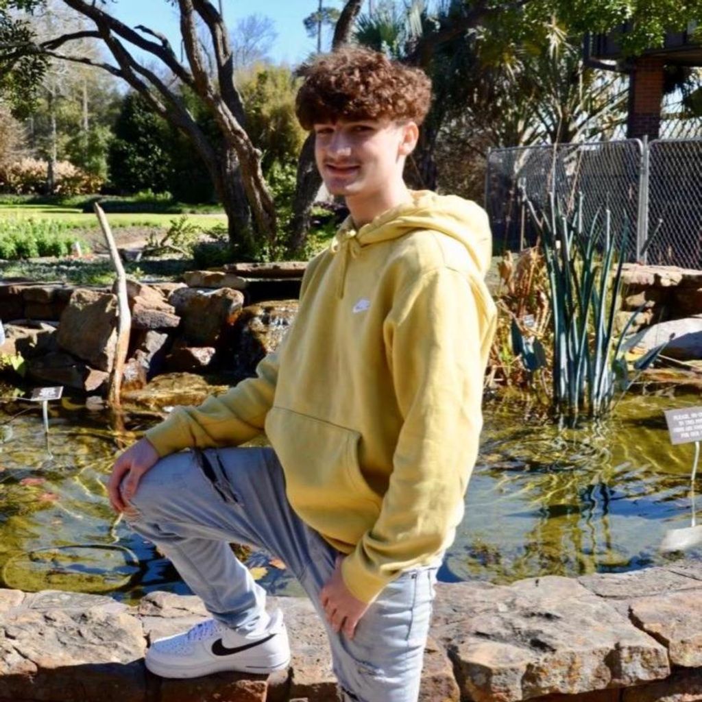 Garrett Hunter Spry Profile Photo