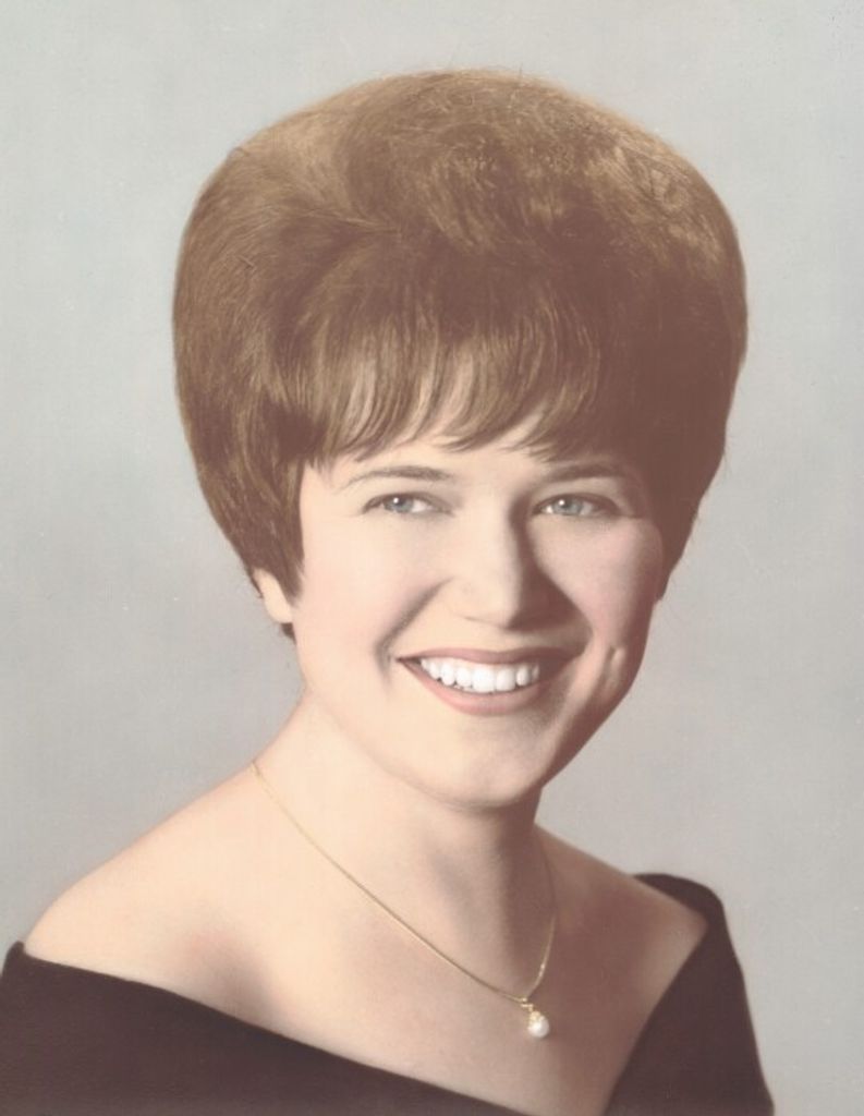 Carole M (Kratovila)  Whipple