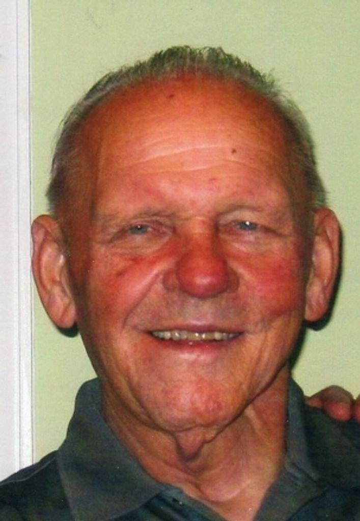 Charles Pienkowski Profile Photo