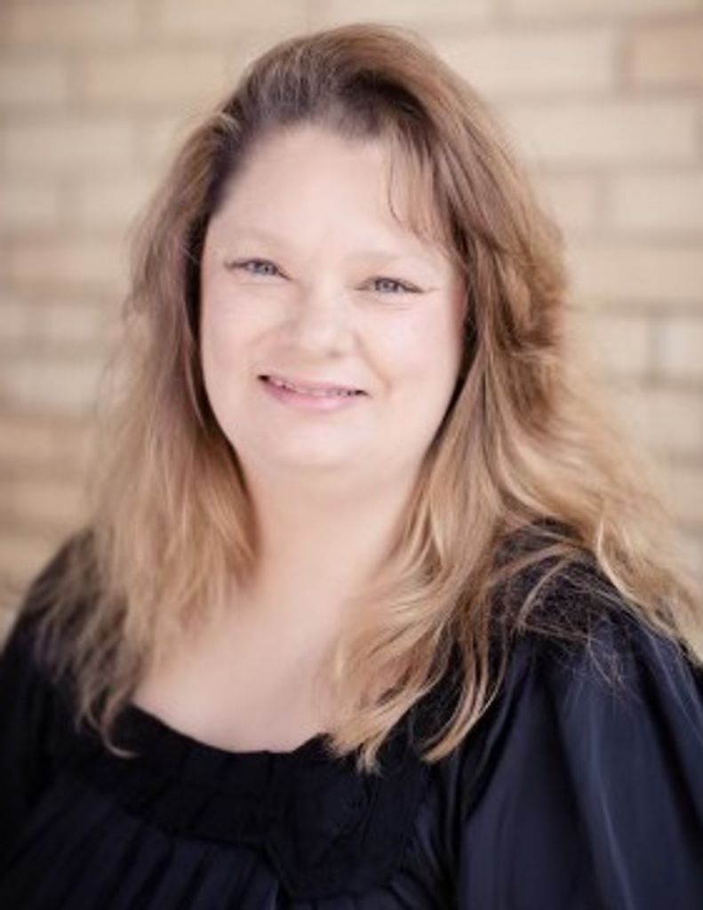 Lisa E. Howsam Profile Photo