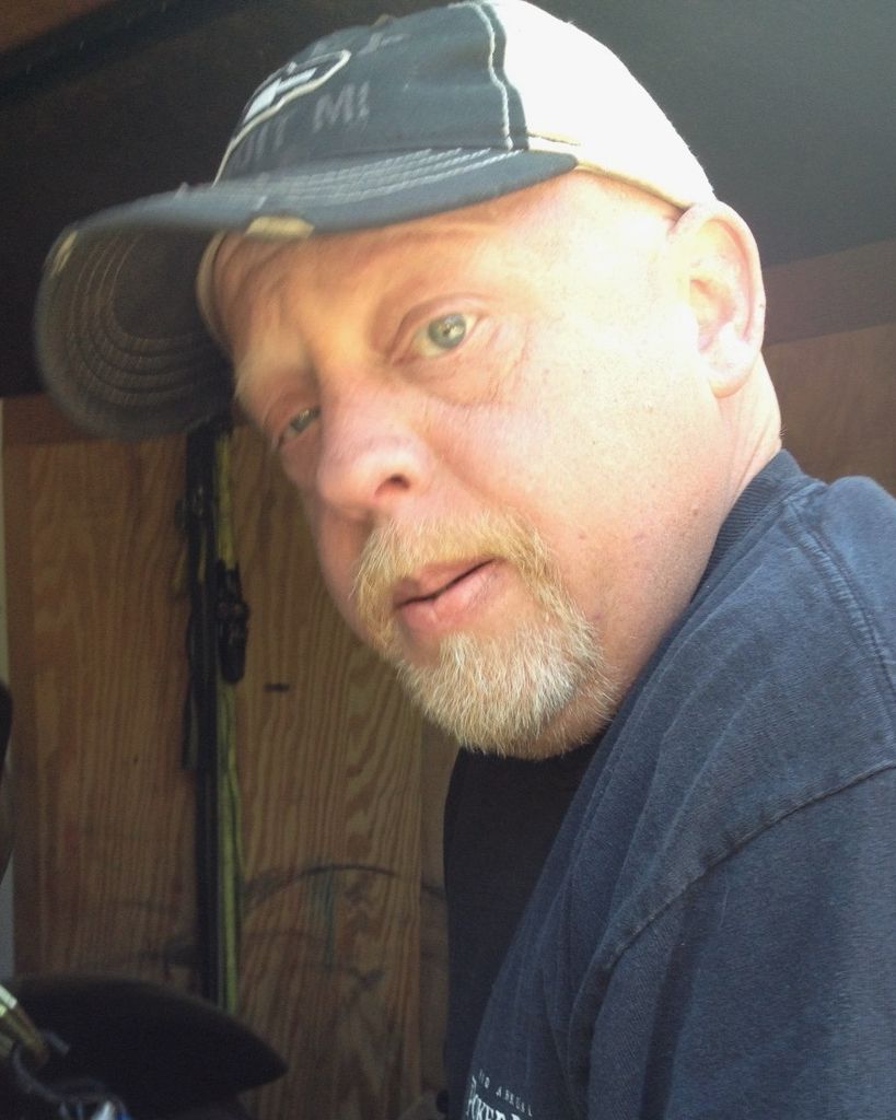 Earl Riley Profile Photo