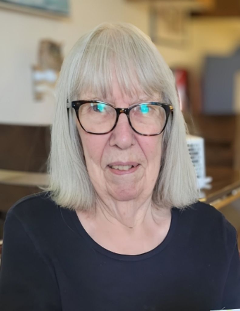 Lois Wall Profile Photo