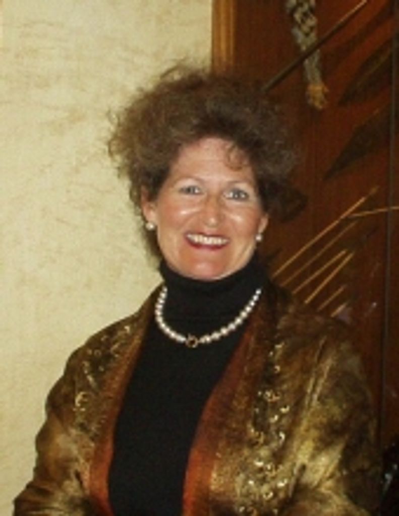 Sandy  Embrey