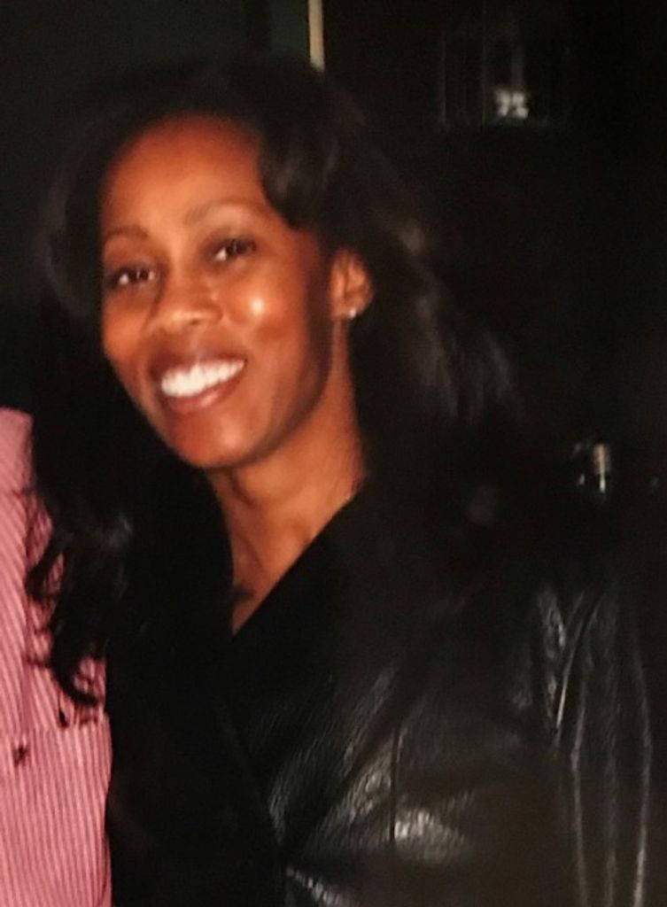Angela Hemingway Profile Photo
