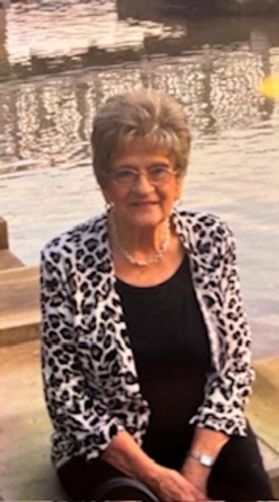 Anne J. Zagas Profile Photo