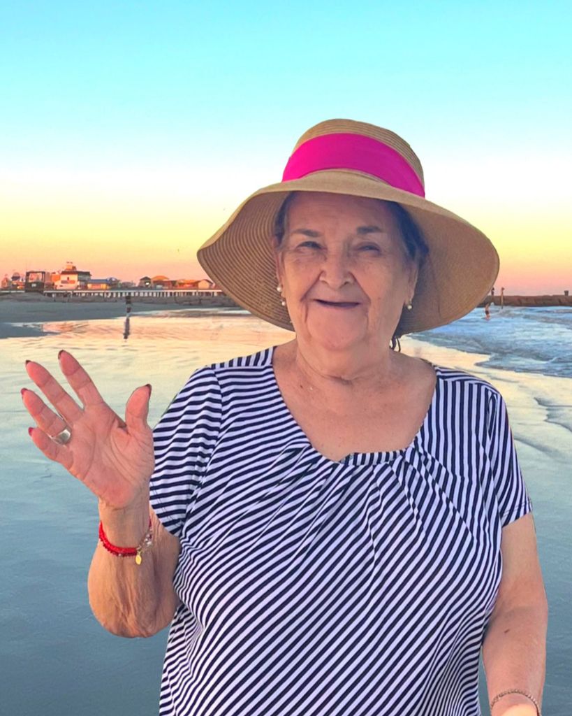 Carmen Reyes Profile Photo