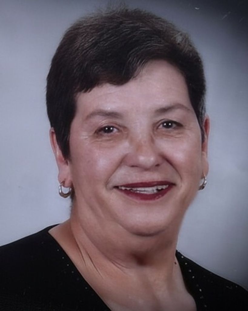 Elizabeth Mary "Bette" (Higgins) Duclos