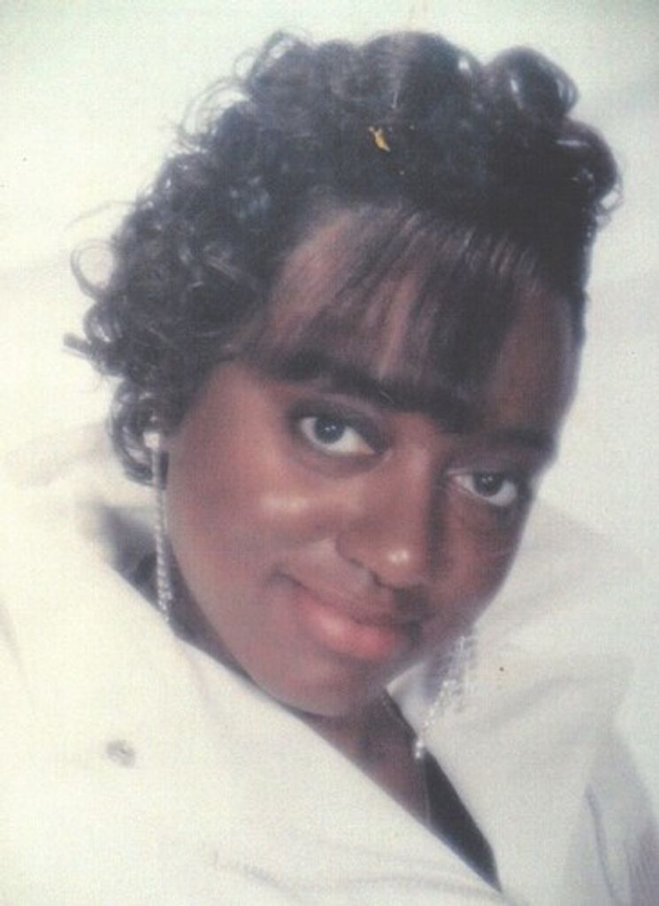 Remona R Rollins Profile Photo