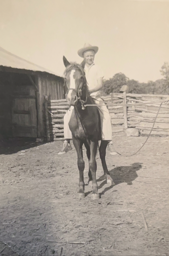 Melvin Jay Meadows photo gallery thumbnail 75 of 113