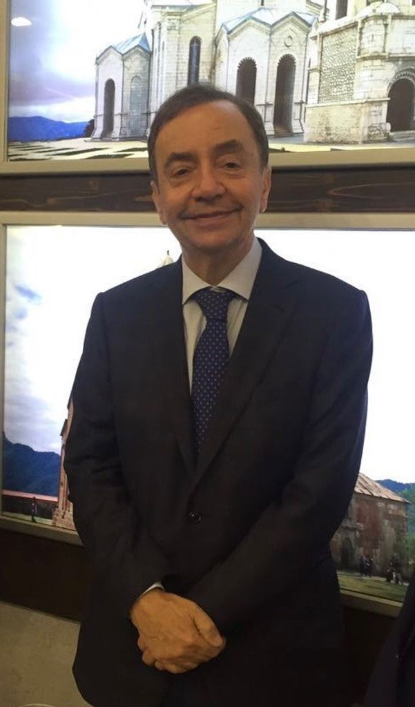 Levon G Nazarian