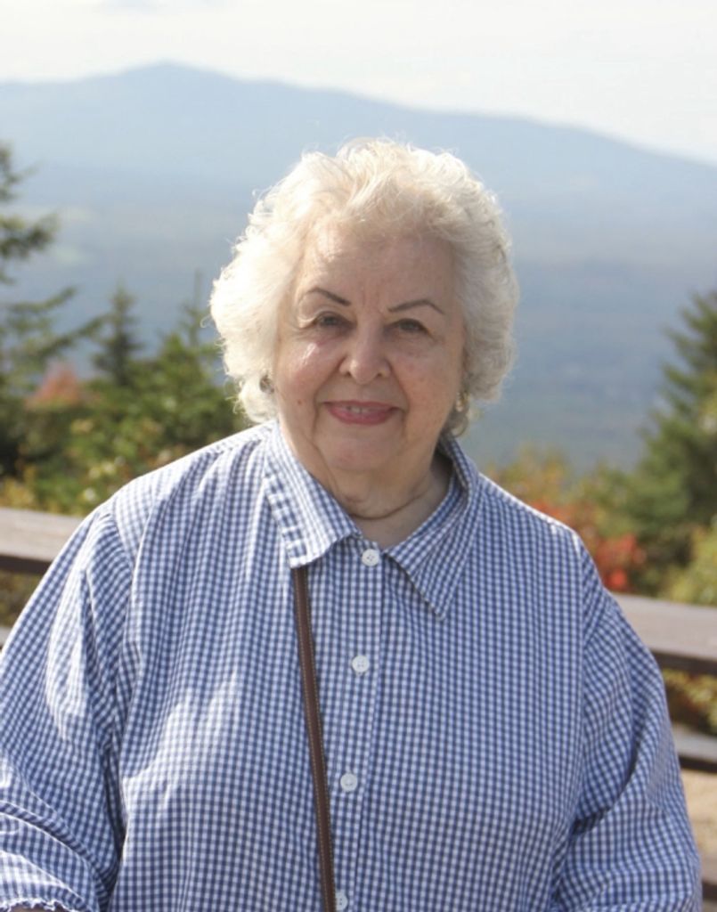 Dolores "Lori" Kundert Profile Photo