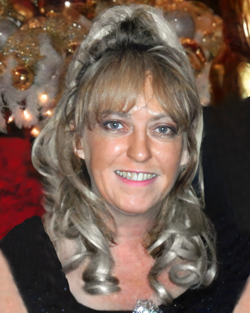 Cindi (Antinozzi) Hennessey