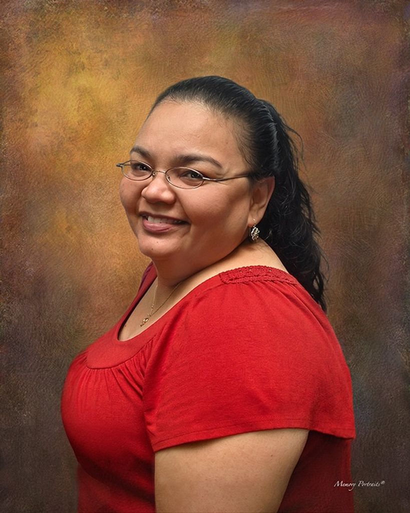 Jessica Flores De La Torre Profile Photo