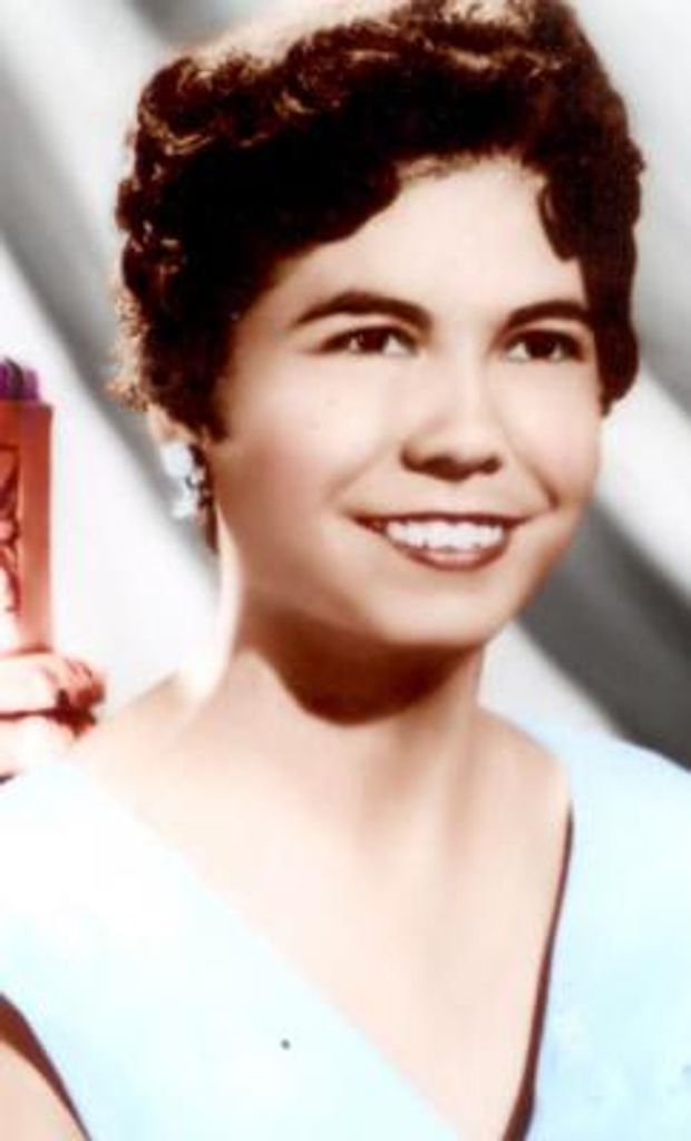 Luisa Cruz