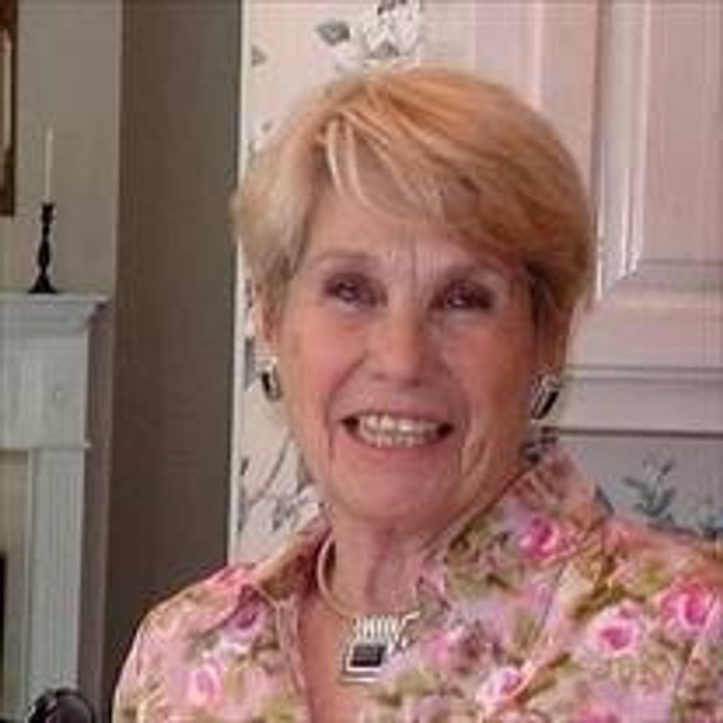 Joyce  Elaine Sandras