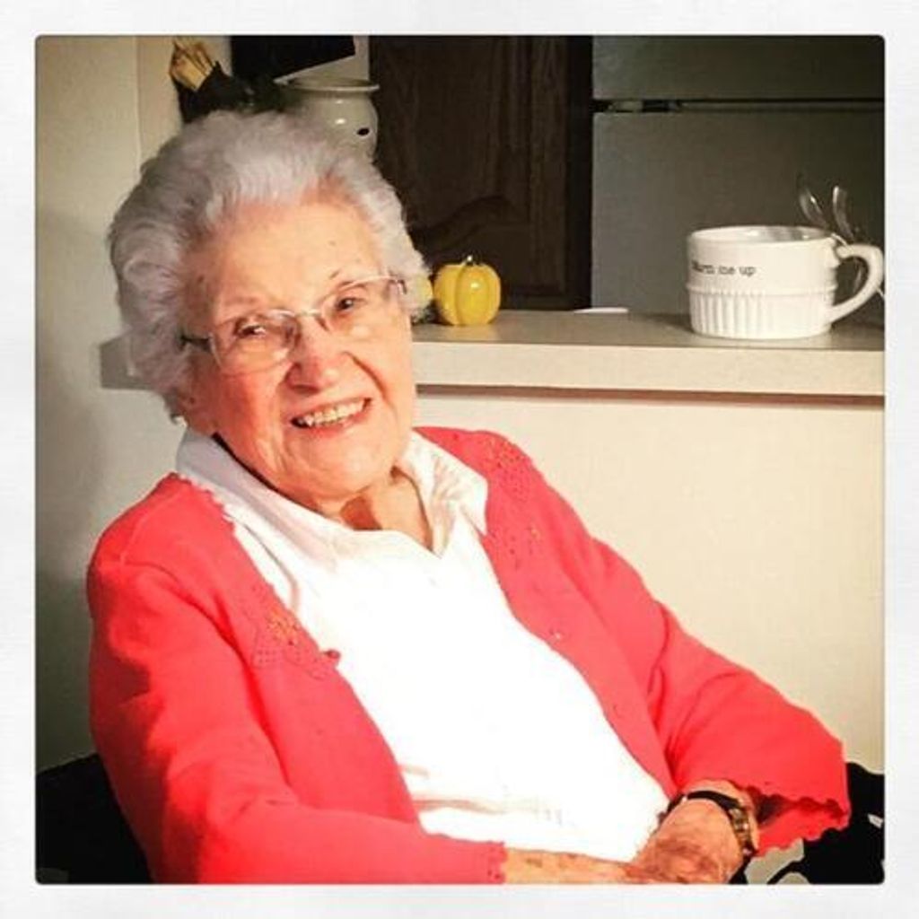 Elizabeth "Betty" Elvira Grassl Profile Photo