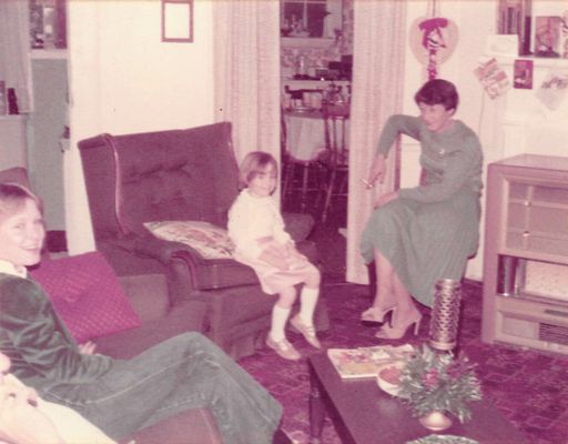 Alice Thompson Benton photo gallery thumbnail 32 of 42