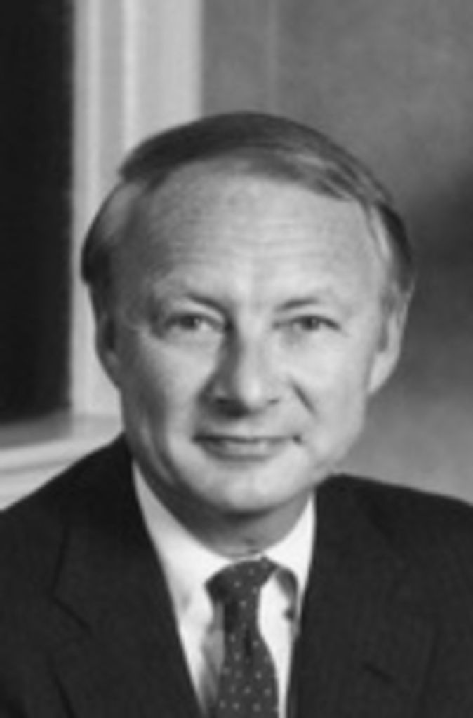Richard F Larsen