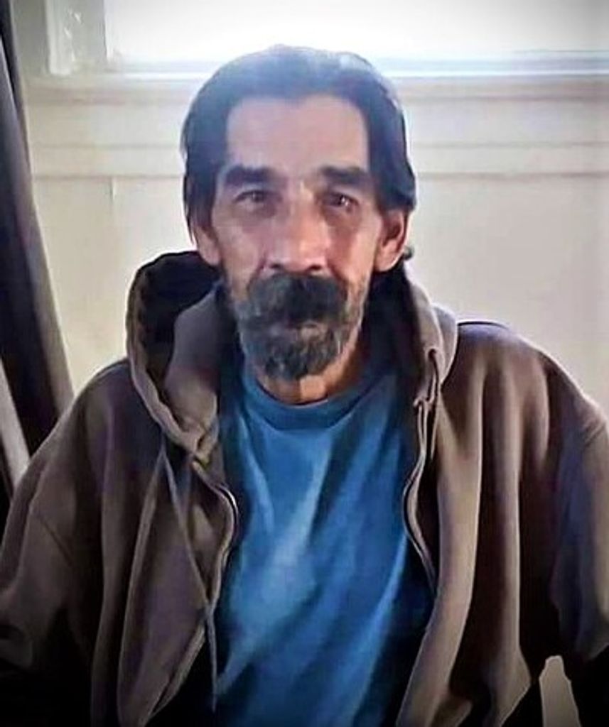 Robert James Briere, Jr. Profile Photo