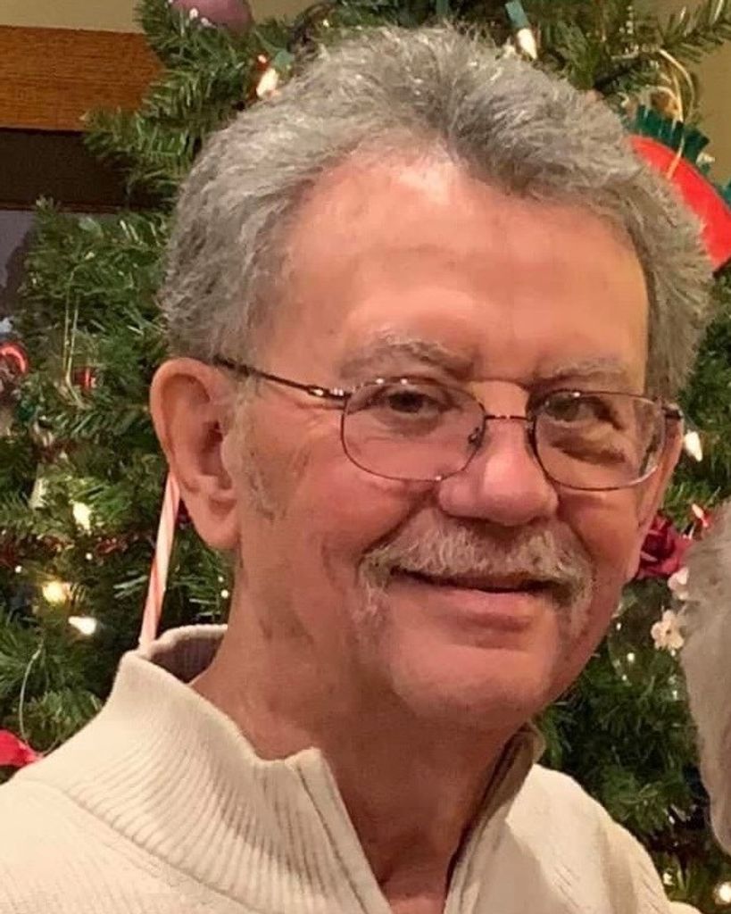 Russell Edgeton Profile Photo