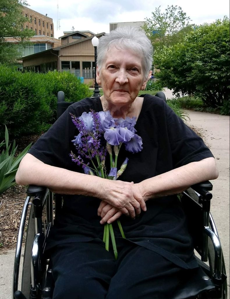 Frances Mull Profile Photo