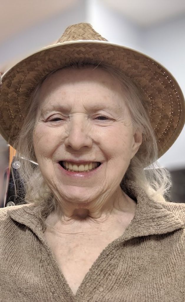 Coralyn June Walters