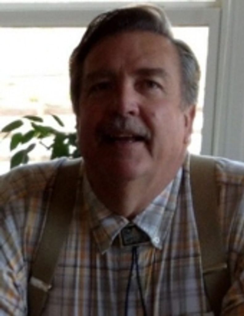 Ronnie  Lee  Hammond 