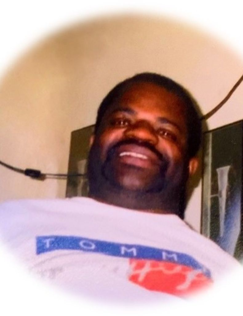 Robert Lee Barrow, Jr. Profile Photo