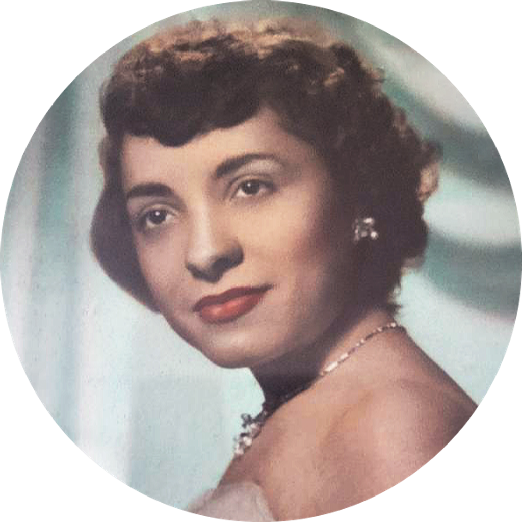 Carmen Andujo