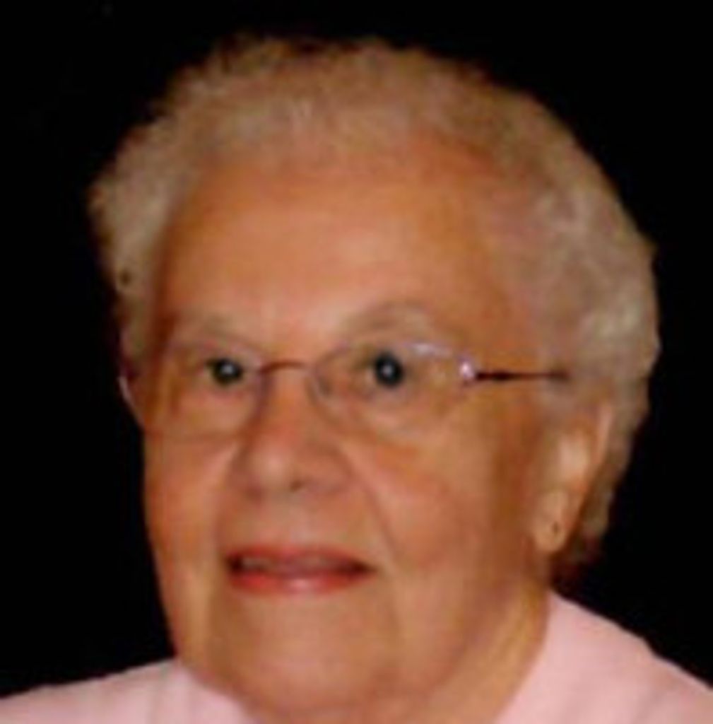 Maria Dues