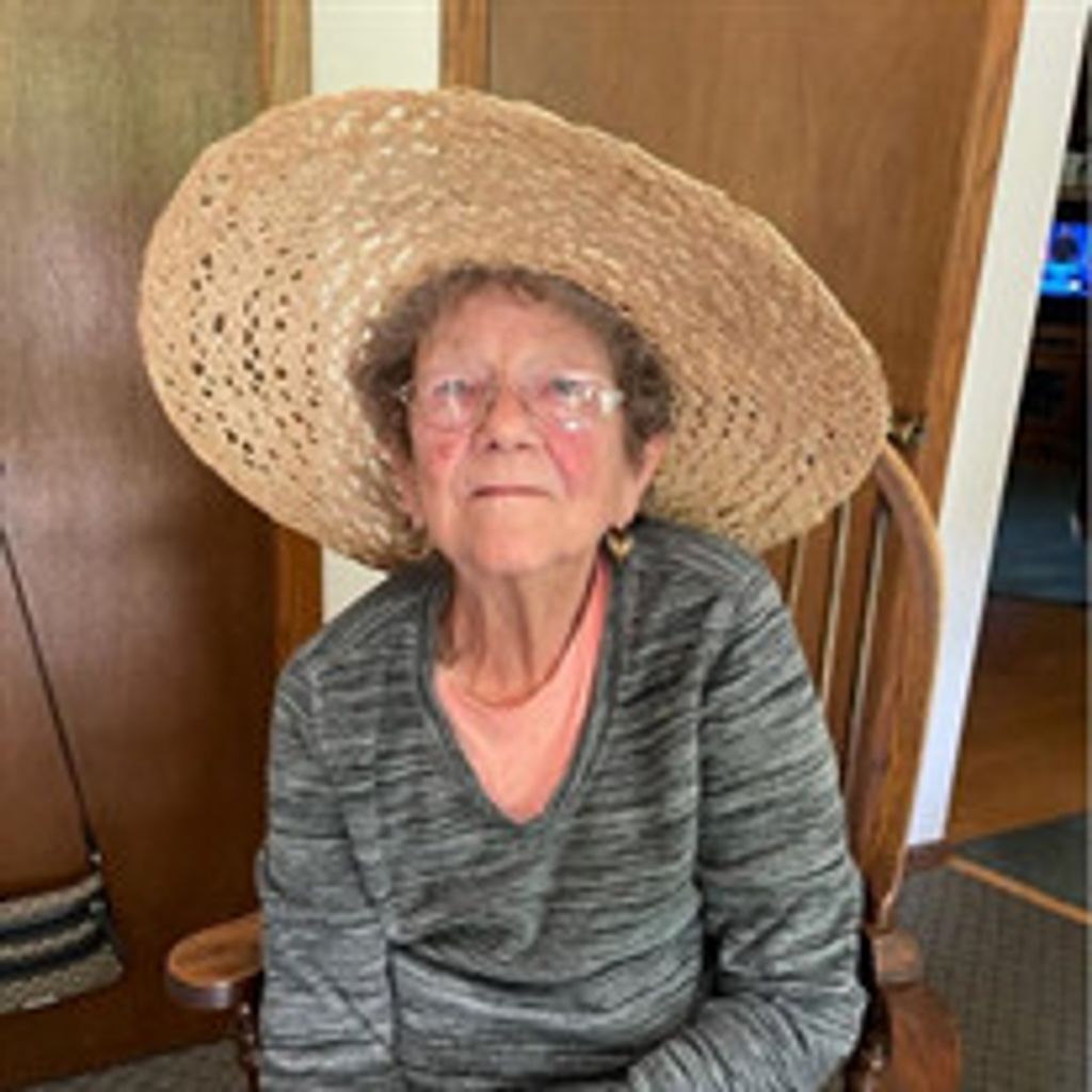 Sandra Lee Gray